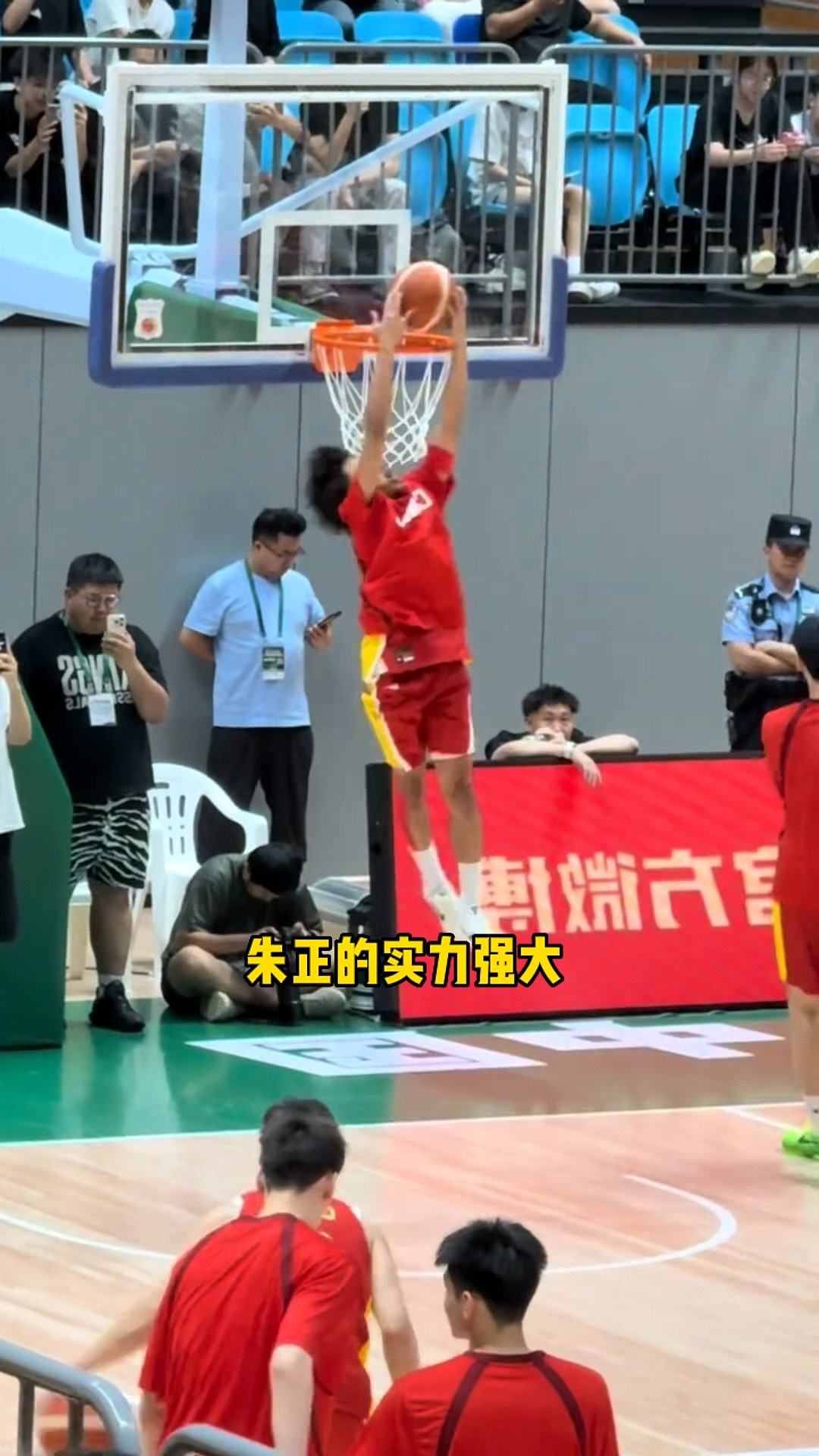 MK体育全站-关于比肩文班周琦杨瀚森！郇斯楠U19世界杯场均5盖帽的信息